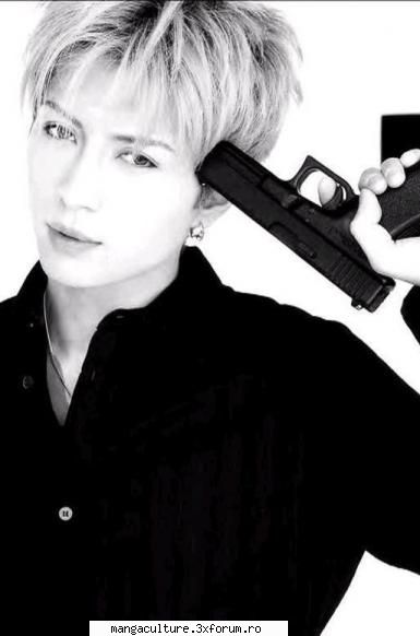 gackt camui (kamui gakuto) e un cantaret, compozitor si actor japonez. este cunoscut pentru munca sa